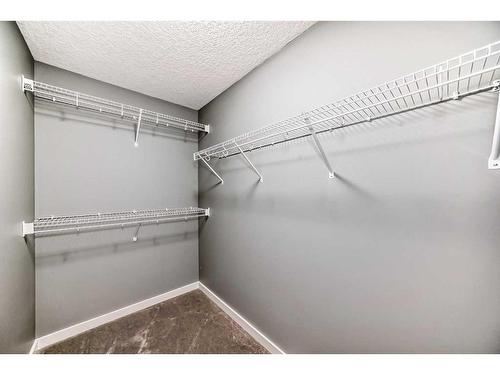 9 Sherwood Street Nw, Calgary, AB - Indoor With Storage