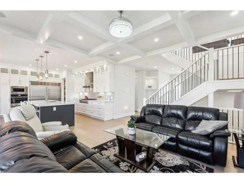 1476 Coopers Landing Sw, Airdrie, AB - Indoor Photo Showing Living Room