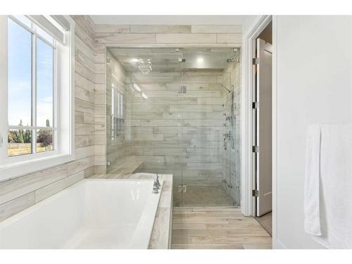 1476 Coopers Landing Sw, Airdrie, AB - Indoor Photo Showing Bathroom