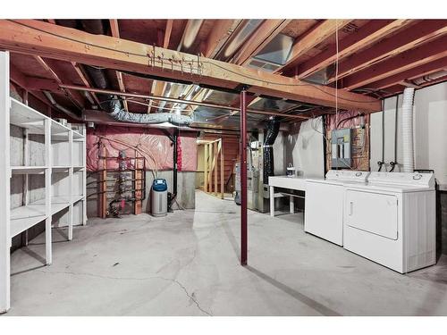 1324 154 Avenue Sw, Calgary, AB - Indoor Photo Showing Laundry Room