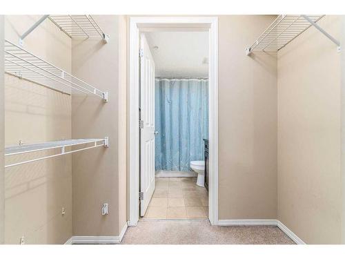 210-7130 80 Avenue Ne, Calgary, AB - Indoor With Storage