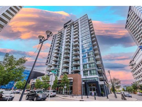 710-550 Riverfront Avenue Se, Calgary, AB - Outdoor With Balcony With Facade