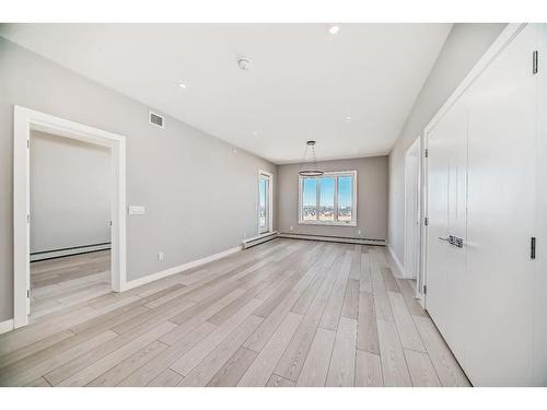 3625-60 Skyview Ranch Road Ne, Calgary, AB - Indoor Photo Showing Other Room