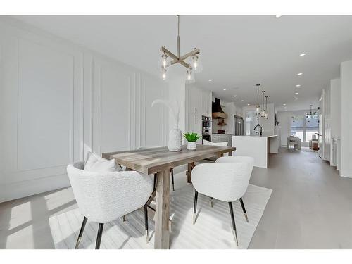 2140 54 Avenue Sw, Calgary, AB - Indoor Photo Showing Dining Room