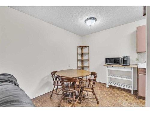 1302-4001A 49 Street Nw, Calgary, AB 