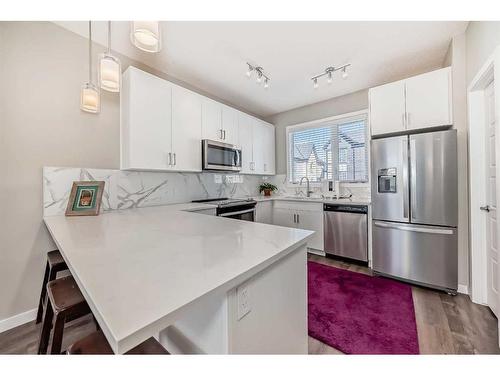 856 Belmont Drive Sw, Calgary, AB - Indoor Photo Showing Kitchen With Stainless Steel Kitchen With Upgraded Kitchen