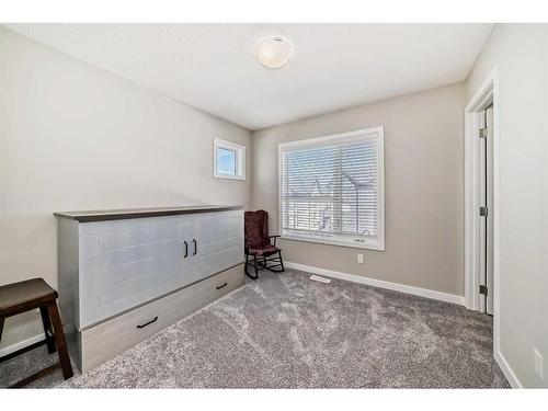 856 Belmont Drive Sw, Calgary, AB - Indoor