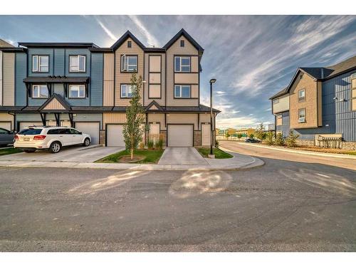 856 Belmont Drive Sw, Calgary, AB - Outdoor With Facade