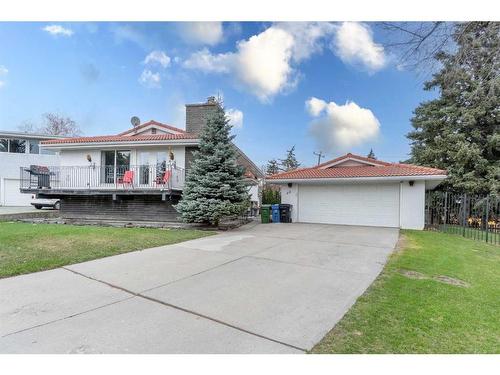 55 Coleridge Crescent Nw, Calgary, AB - Outdoor