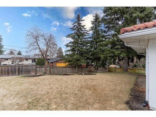 55 Coleridge Crescent Nw, Calgary, AB - Outdoor