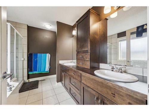 867 Auburn Bay Boulevard Se, Calgary, AB - Indoor Photo Showing Bathroom