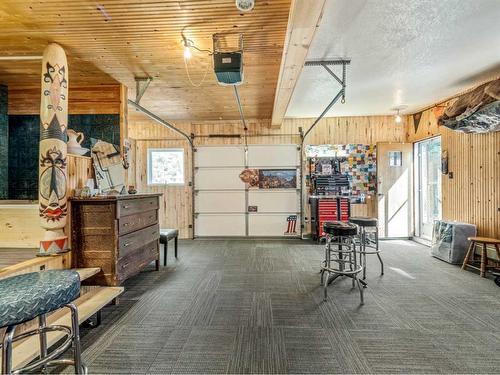 2602 4 Avenue South, Lethbridge, AB - Indoor Photo Showing Garage