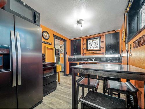 2602 4 Avenue South, Lethbridge, AB - Indoor