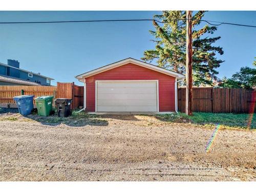 248 Nottingham Road Nw, Calgary, AB - Outdoor