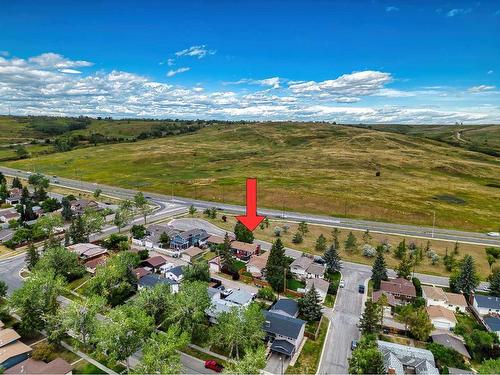 248 Nottingham Road Nw, Calgary, AB - Outdoor With View