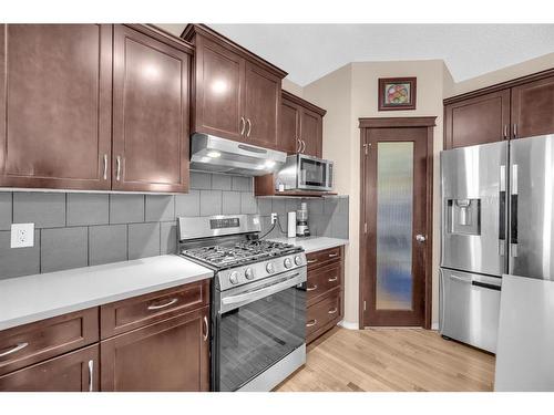 288 Saddlecrest Way Ne, Calgary, AB - Indoor Photo Showing Kitchen