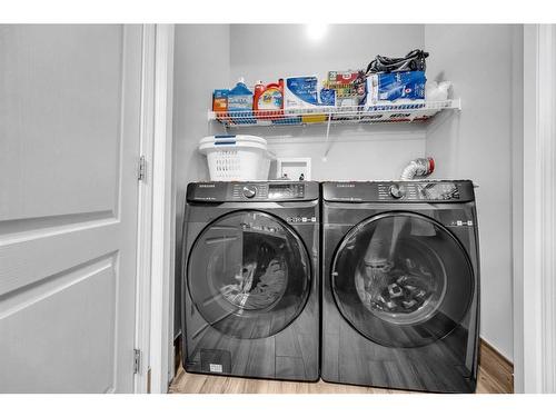 288 Saddlecrest Way Ne, Calgary, AB - Indoor Photo Showing Laundry Room