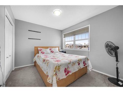 288 Saddlecrest Way Ne, Calgary, AB - Indoor Photo Showing Bedroom