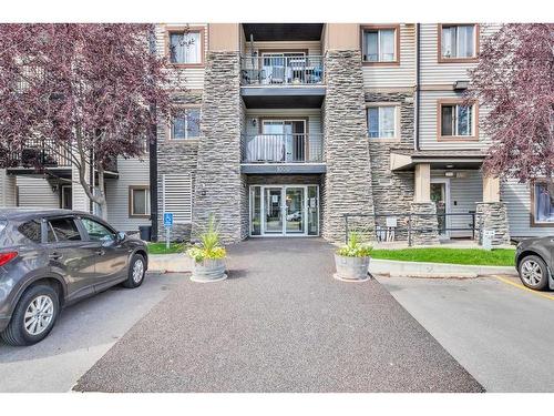 1331-8 Bridlecrest Drive Sw, Calgary, AB - Outdoor With Facade