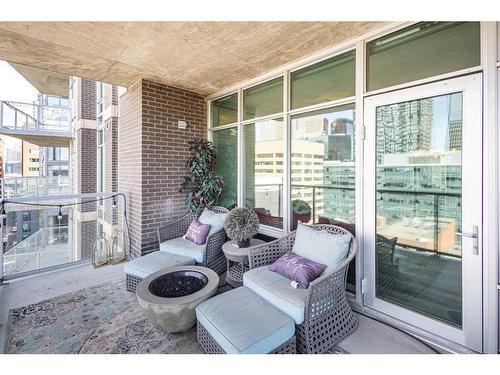 1103-530 12 Avenue Sw, Calgary, AB - Outdoor With Balcony With Exterior