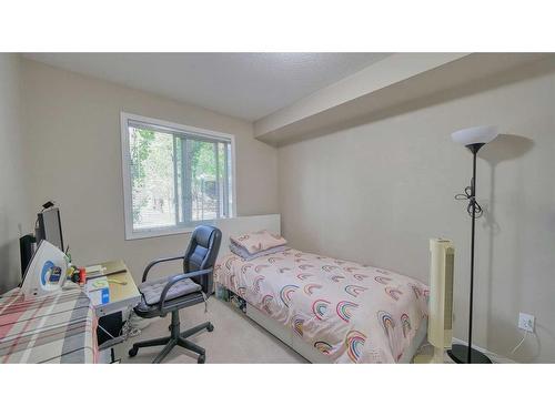 122-355 Taralake Way Ne, Calgary, AB - Indoor Photo Showing Bedroom