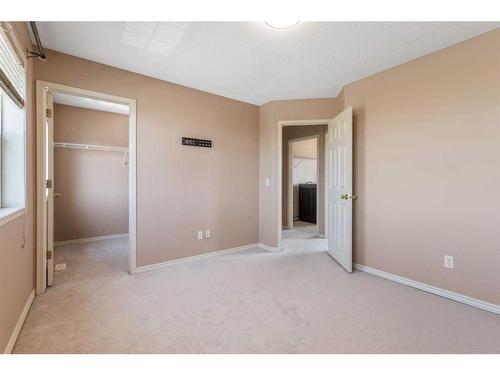 714 Martindale Boulevard Ne, Calgary, AB - Indoor Photo Showing Other Room