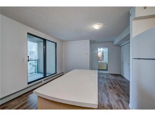 311-1111 6 Avenue Sw, Calgary, AB - Indoor Photo Showing Other Room