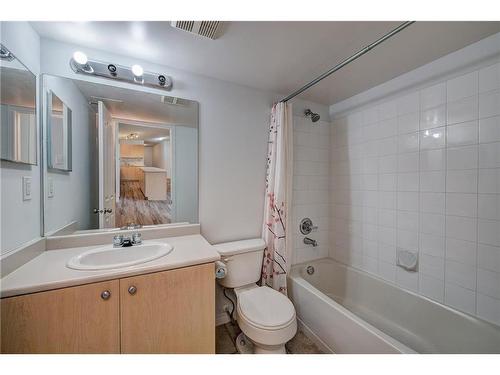 311-1111 6 Avenue Sw, Calgary, AB - Indoor Photo Showing Bathroom