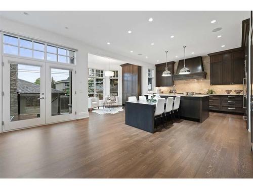 1416 21A Street Nw, Calgary, AB - Indoor Photo Showing Kitchen With Upgraded Kitchen