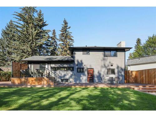 210 Canterbury Place Sw, Calgary, AB - Outdoor