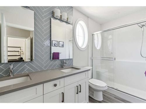 223-400 Auburn Meadows Common Se, Calgary, AB - Indoor Photo Showing Bathroom