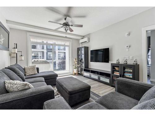 223-400 Auburn Meadows Common Se, Calgary, AB - Indoor Photo Showing Living Room