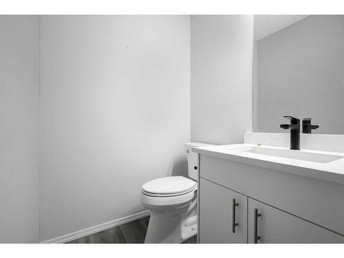 1128 Country Hills Circle Nw, Calgary, AB - Indoor Photo Showing Bathroom