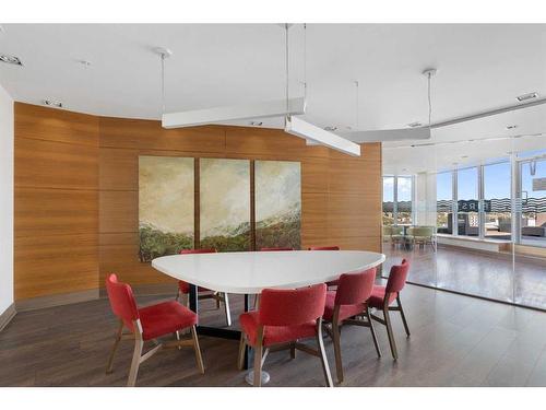 314-619 Confluence Way Se, Calgary, AB - Indoor Photo Showing Dining Room