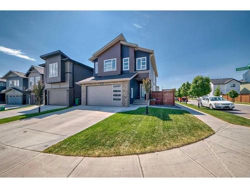 572 Chinook Gate Square Sw, Airdrie, AB - Outdoor With Facade