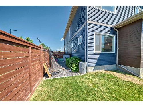 572 Chinook Gate Square Sw, Airdrie, AB - Outdoor With Exterior