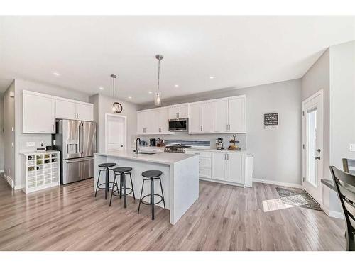 572 Chinook Gate Square Sw, Airdrie, AB - Indoor Photo Showing Kitchen With Stainless Steel Kitchen With Upgraded Kitchen