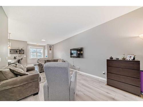 1633 Cornerstone Boulevard Ne, Calgary, AB - Indoor Photo Showing Other Room