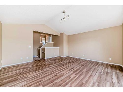 273 New Brighton Lane Se, Calgary, AB - Indoor Photo Showing Other Room