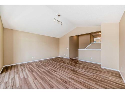 273 New Brighton Lane Se, Calgary, AB - Indoor Photo Showing Other Room