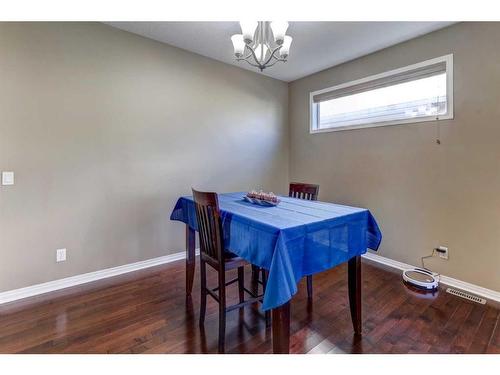 412 Morningside Crescent Sw, Airdrie, AB - Indoor Photo Showing Dining Room