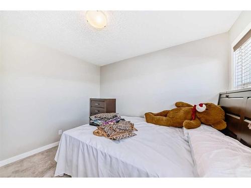 158 Sage Valley Road Nw, Calgary, AB - Indoor Photo Showing Bedroom