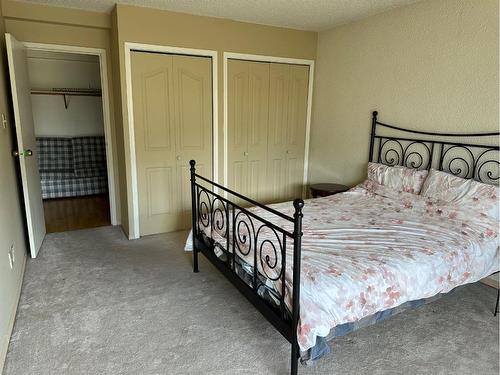 2201-221 6 Avenue Se, Calgary, AB - Indoor Photo Showing Bedroom