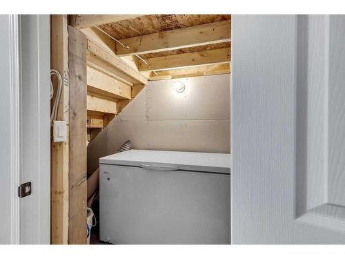 851 Carrington Boulevard Nw, Calgary, AB - Indoor Photo Showing Laundry Room