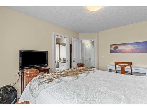 54 Sage Hill Common Nw, Calgary, AB - Indoor Photo Showing Bedroom