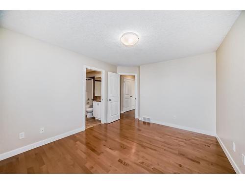 54 Sage Hill Common Nw, Calgary, AB - Indoor Photo Showing Bedroom