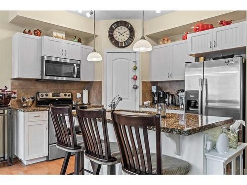 54 Sage Hill Common Nw, Calgary, AB - Indoor Photo Showing Kitchen With Upgraded Kitchen