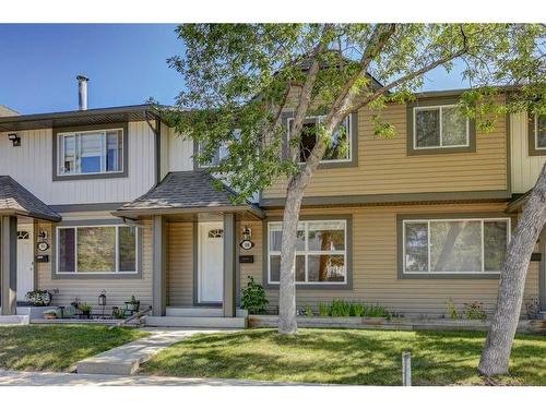 106 Woodborough Terrace Sw, Calgary, AB - Outdoor With Facade