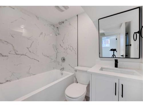 63 Fenton Road Se, Calgary, AB - Indoor Photo Showing Bathroom