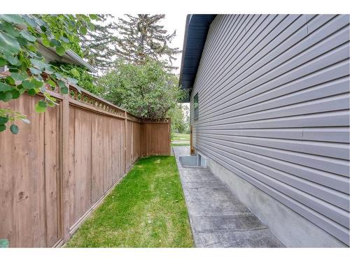 63 Fenton Road Se, Calgary, AB - Outdoor With Exterior